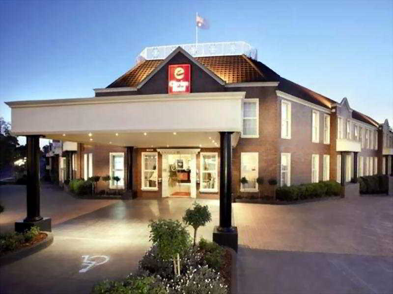 Quality Hotel Canterbury International Forest Hill Extérieur photo